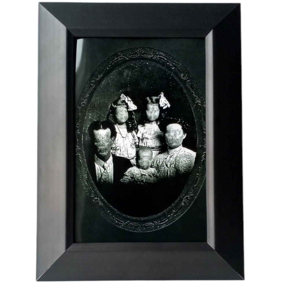 Creepy Goth Family Horror Occult Haloween Oddity Paranormal Ghosr Family Erie